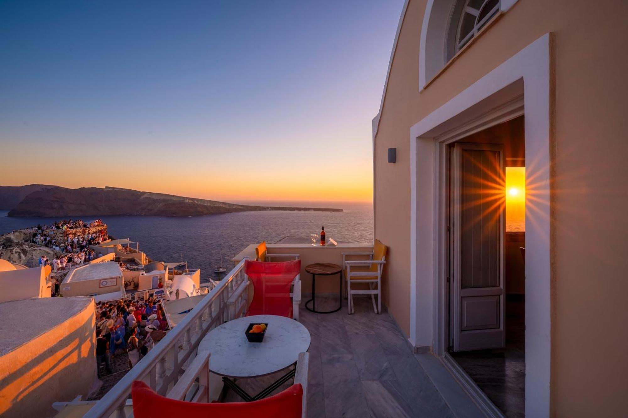 Sole D'Oro Sunset & Caldera View Grand Suite Oía Eksteriør billede
